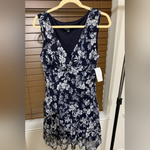 Women's clothing (330) - Picture 6 of 8